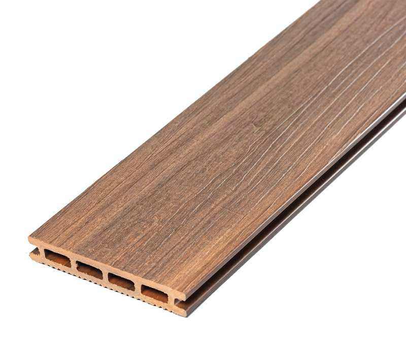 IPE Composite Woodgrain Deck