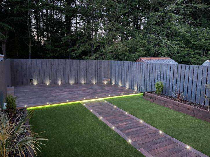 Modem decking Garden Ideas With Pathway