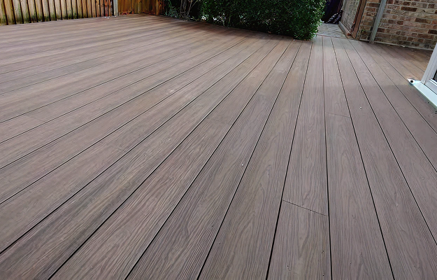 Capped Mocha Composite Decking With No Gaps End To End